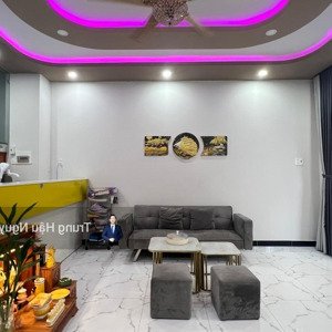 Cho Thuê Nhà Nghĩ Văn Cao Ngay Trung Tâm Rạch Giá, Lộ 11m5, 5x15m, 3 Tầng, 9 Phòng, Full Nội Thất