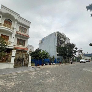 bán lô đất siêu hiếm lô 2d lê hồng phong.126m2 ngang 7m đường 15m giá chỉ 88tr/m2 tt