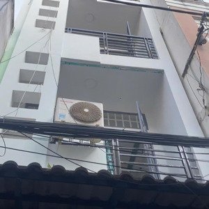 hàng hiếm nhà nguyên căn quận 3