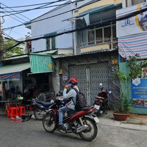 nhà nguyên căn hẻm xe hơi 8m , đường nguyễn thị thập , dt 4,5x23 , 1lau, 4pn, 2wc , giá 16tr .