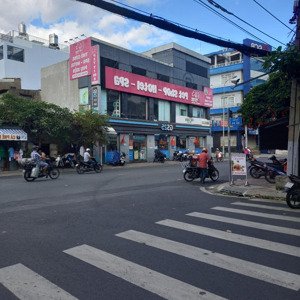 bán biệt thự quận 6. giá 30 tỷ. phường 10. tp hcm