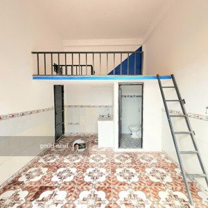 phòng đẹp kha vạn cân, 30m2, bếp + toilet riêng, giờ tự do, giá 1.8 triệu/tháng