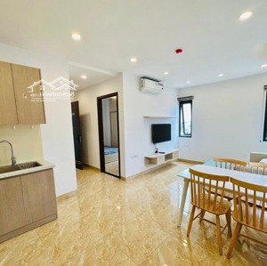 cho thuê căn 2 ngủ 1khách ở đội cấn,ba đình.