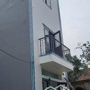 Bán Nhà Dân Xây Mới 3 Tầng Gần Chân Cầu Phùng Giá 2,x Tỷ