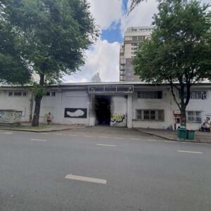 Cho thuê kho 300m2 Lê Thánh Tôn, Q1