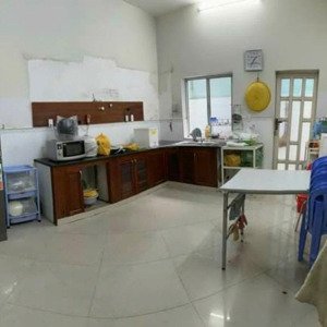 cho thuê nhà hẻm ô tô , p bình trưng đông , tp thủ đức ( quận 2 )