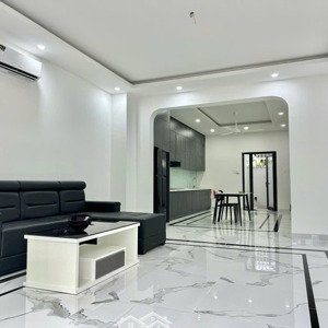 cho thuê nhà full nội thất dài hạn. view sông 2 mặt tiền