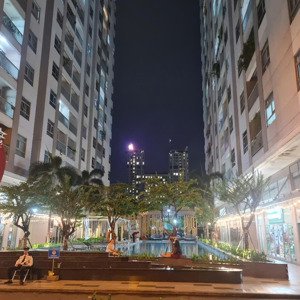 bán shophouse góc 2 mt view hồ bơi (9,15m*6,5m) gía: 5 tỷ tl (hđt: 17 triệu/tháng)