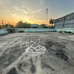 cần cho thuê lô đất 1000m2 đường nguyễn hữu thọ