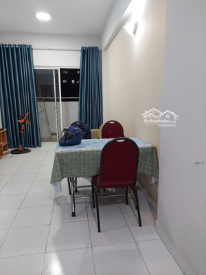 cho thuê căn hộ hqc 54m2 2pn, có nội thất 4tr/th. ngay chợ bình điền q8