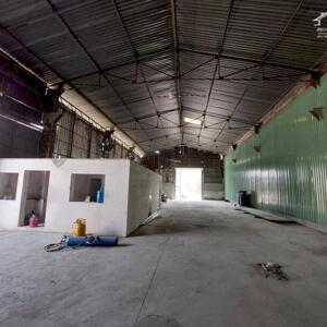  CHO THUÊ KHO XƯỞNG 200M² ĐƯỜNG LÊ TRỌNG TẤN – SẴN CẨU TRỤC – GIÁ CHỈ 12 TRIỆU/THÁNG 