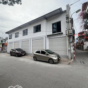 cho thuê 5 cửa hàng - vị trí vành đai trường đại học