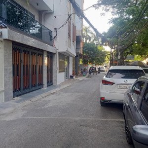 cho thuê nhà làm cty ,vp trong khu phố vũ ngọc phan nguyên hông dt 70m x4t,mt 4m,giá 45tr/th
