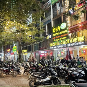 cho thuê nhà mặt phố yên lãng dt 100m2 x 3 tầng mt 6.5m. view kính các tầng nhận diện cực tốt