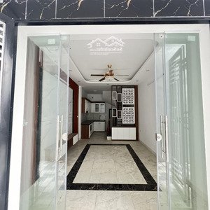 cho thuê nhà riêng 30m2, 6 triệu vnd tại thạch bàn, long biên, hà nội