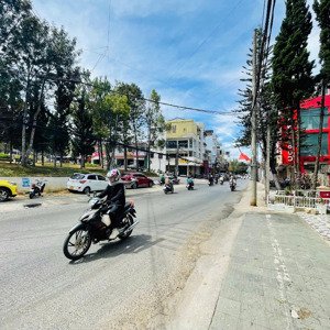 bán khách sạn mặt tiền đường bùi thị xuân đà lạt ngay khu vực sầm uất