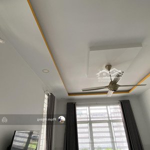 cho thuê nhà nguyên căn vincom-dĩ an-bình dương- 1 trệt -2 lầu full nội thất máy giặt, tủ lạnh..