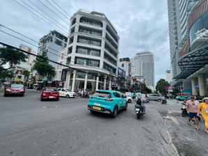 bán nhà mặt tiền kinh doanh tô hiến thành , sát nguyễn thị minh khai, gần biển, ngang 13m
