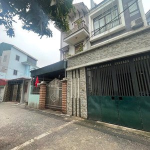cho thuê nguyên căn ngõ 293 diện tích 230m2x3 tầng, thạch bàn, long biên, chỉ 80triệu/tháng