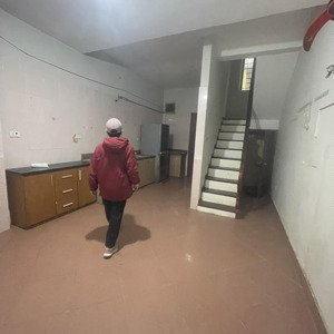 cho thuê nhà 45m2x3 tầng ngõ ô tô thông tiện ở kinh doanh, vp phố huỳnh thúc kháng, nguyên hồng