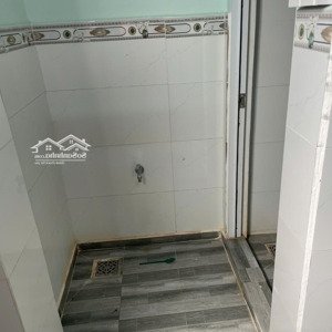 nhà nguyên căn chính chủ, hồ sơ pháp lí đầy đủ, cho thuê nguyên căn hoặc phòng, thời gian ở lâu dài