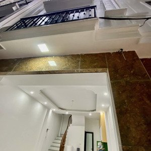 bán nhà khu vực lai xá, đường vào đẹp, 1 thẳng 200m ra ql32. căn cực hiếm trong phân khúc 4-5 tỷ