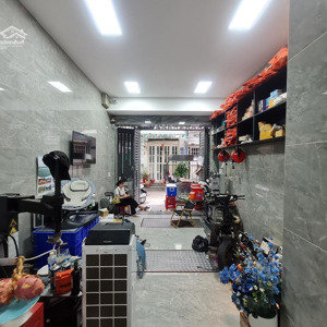 bán nhà riêng 4pn, 3wc, 50m2 tại hồ thị kỷ, q10, 10,1 tỷ