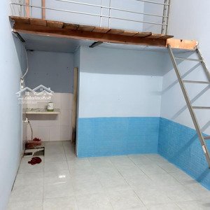Cho Thuê Phòng Trọ Giá 1.700.000/tháng. Vị Trí đẹp, Thuận Tiện. địa Chỉ 129/5 Tiểu La