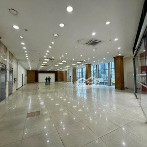 mbkd vip-lạc long quân- tây hồ-500m2x4t-mt 30m-giá 300tr