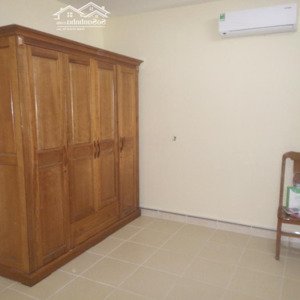 cho thuê căn hộ cc đòng tàu thịnh liệt nội thất cơ bản, giá 7tr/th