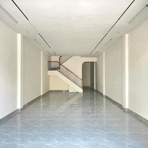 nhà 3 tầng trống suốt đường lê quảng chí