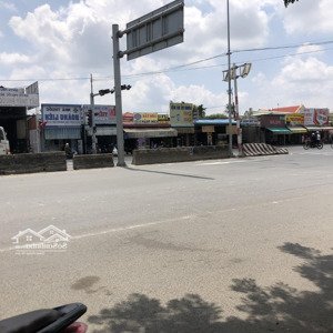 cho thuê nhà mặt tiền quốc lộ 51, gần sát cổng khu công nghiệp, tiện mở dịch vụ kinh doanh ăn uống