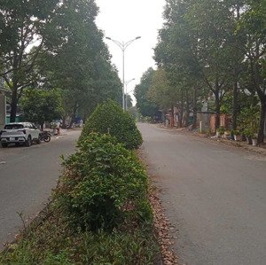 cần cho thuê văn phòng kết hợp xưởng 126m2 đường rộng 22m