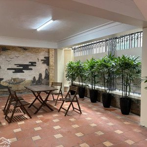 cho thuê nhà riêng phố tô ngọc vân, dt 150m2 xd 60m2 x 3 tầng, mt 15m, ô tô vào nhà, giá 36 triệu