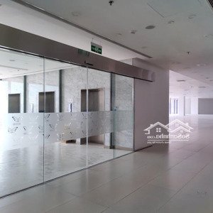 cho thuê mặt bằng kinh doanh phố hoàng văn thái đông đúc văn phòng, cư dân