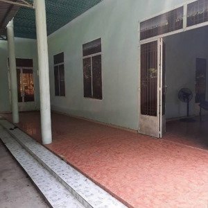 cho thuê nhà mt nguyễn văn khạ dtsd 200m vườn 500m