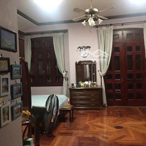 cho thuê nhà biệt thự mặt phố trần thủ độ dt đất 300m2 xây dựng 170m2 x 3 tầng mt 13m