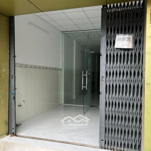 cho thuê mặt tiền nguyễn kiệm gò vấp dt 35m2 chỉ 7 triệu / tháng, lối đi riêng lh xem nhà