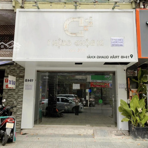 cho thuê mặt bằng mặt tiền đường trần quang khải quận 1, gần ngã tư hai bà trưng