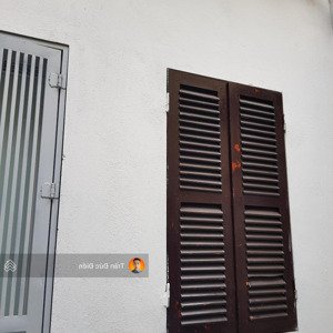 chính chủ cho hộ gia đình thuê căn nhà riêng có gác xép, nhà mới làm giá chỉ 5 triệu / tháng