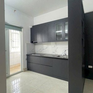 chính chủ cần bán căn hộ 2 phòng ngủ, 2 vệ sinh. trung tâm vinh