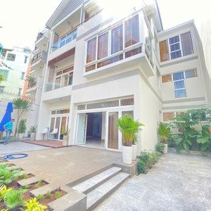 cho thuê biệt thự sân vườn đường lê văn sỹ, p.13, q.3 .