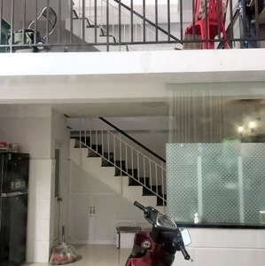 Bán Gấp Dãy Trọ Vip Hai Tầng Dt Khủng 200m - Ngang 6m - Tổng Thu Nhập 22 Tr Tháng - Nhỉnh 4.x Tỷ