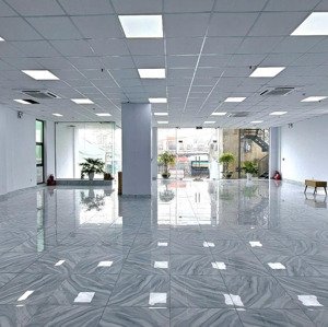 Cho Thuê Mặt Bằng 200m2 Mặt Tiền Quốc Lộ 50