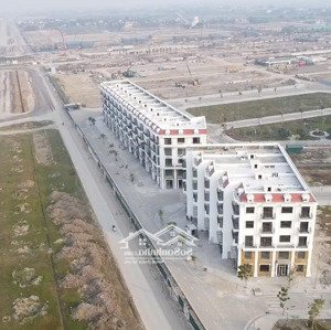Cho Thuê Gấp Shophouse 5 Tầng, 180m2, Mặt Tiền 8m, Mặt đường 68m, Cạnh Sun Hà Nam