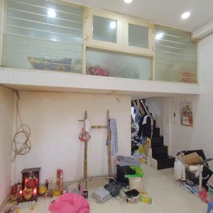 căn hộ lầu 1, có trệt + lửng, ngay trần hưng đạo. chỉ 2 tỷ 2