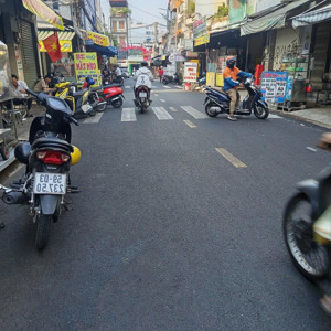 tôi cần bán gấp hxh thông đường nguyễn nhữ lãm, tân phú, dt 90m2, 3 lầu chỉ 10,59 tỷ.