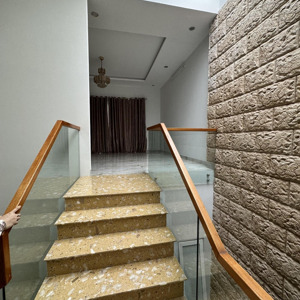 bán biệt thự 3 tầng đường thân cảnh phúc - hải châu. gọi tuyết