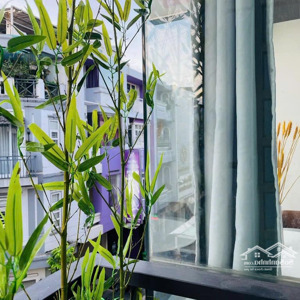 khan hiếm. bán gấp nhà mt khan hiếm khu đường hoa ,p2 ,phú nhuận. dt 4x16m,4 tầng giá chỉ 25 tỷ tl