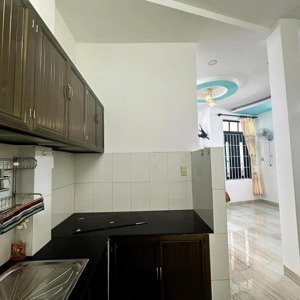 bán nhà hẻm trần nhật duật ngay trung tâm